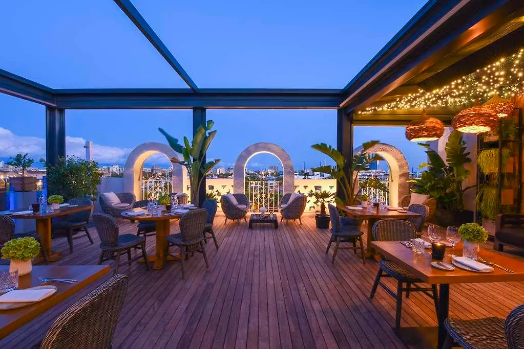 Serras Barcelona 5*,